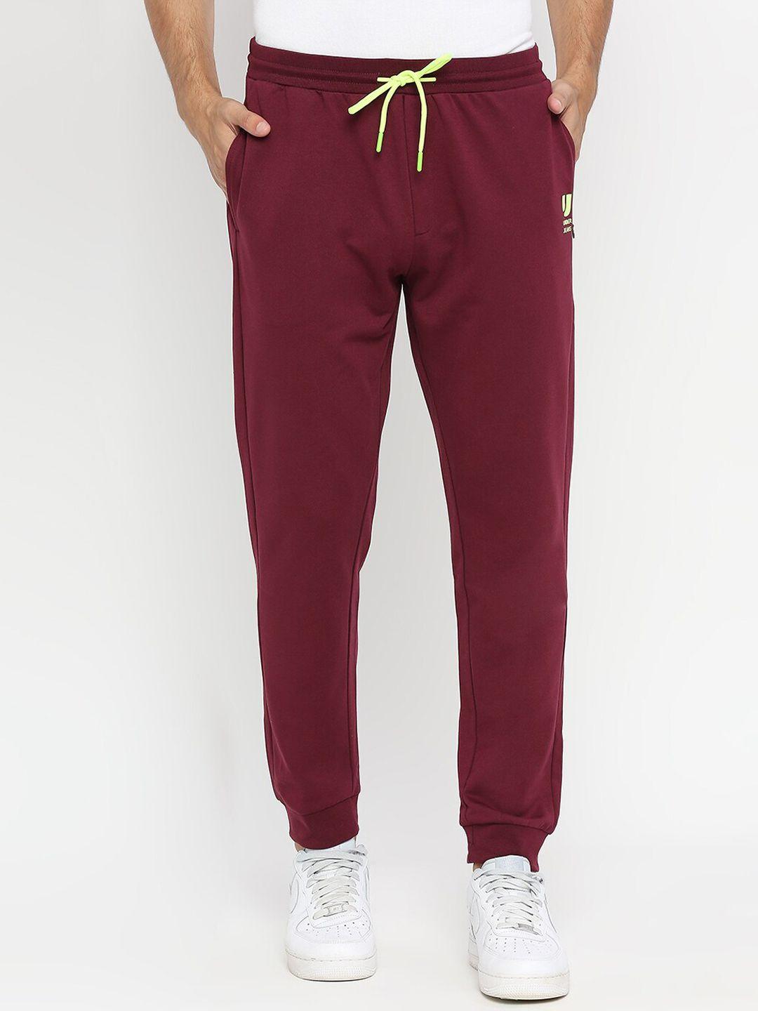 underjeans by spykar men maroon solid joggers