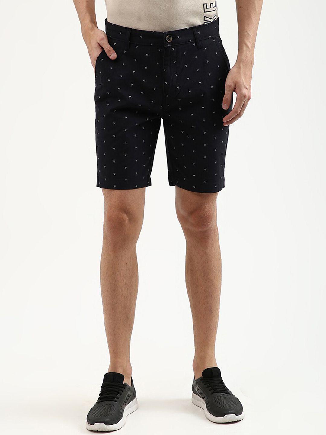 united colors of benetton men black printed slim fit shorts