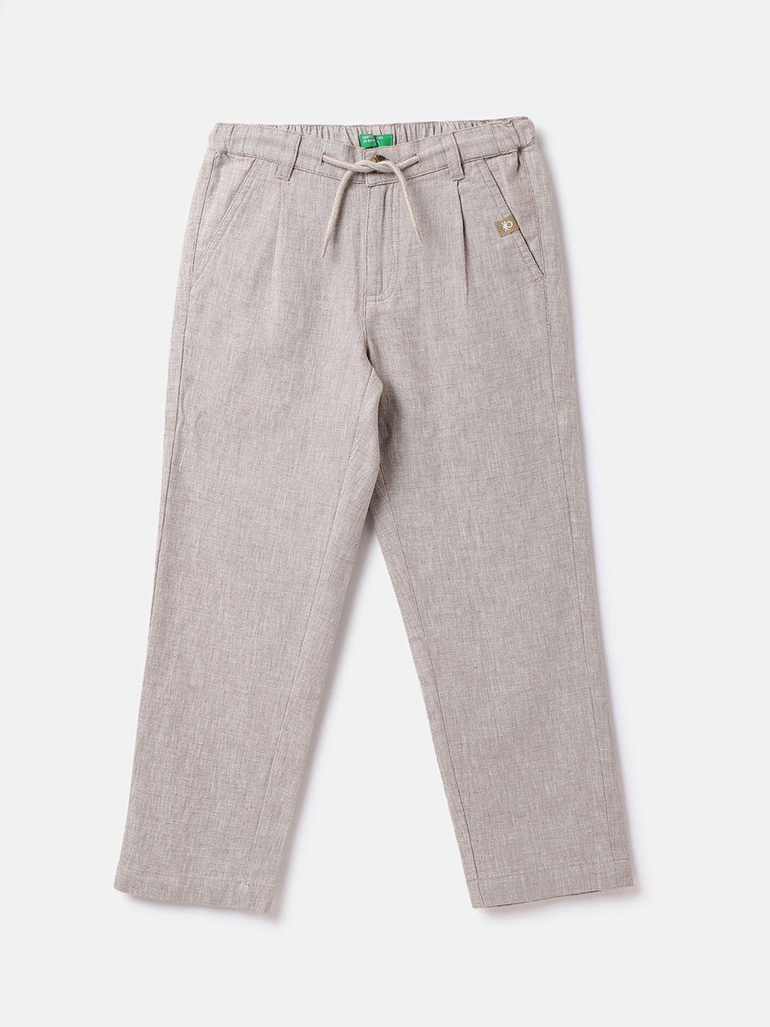 united colors of benetton boys mid rise pleated trousers