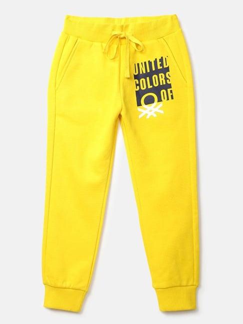 united colors of benetton kids yellow & black printed joggers