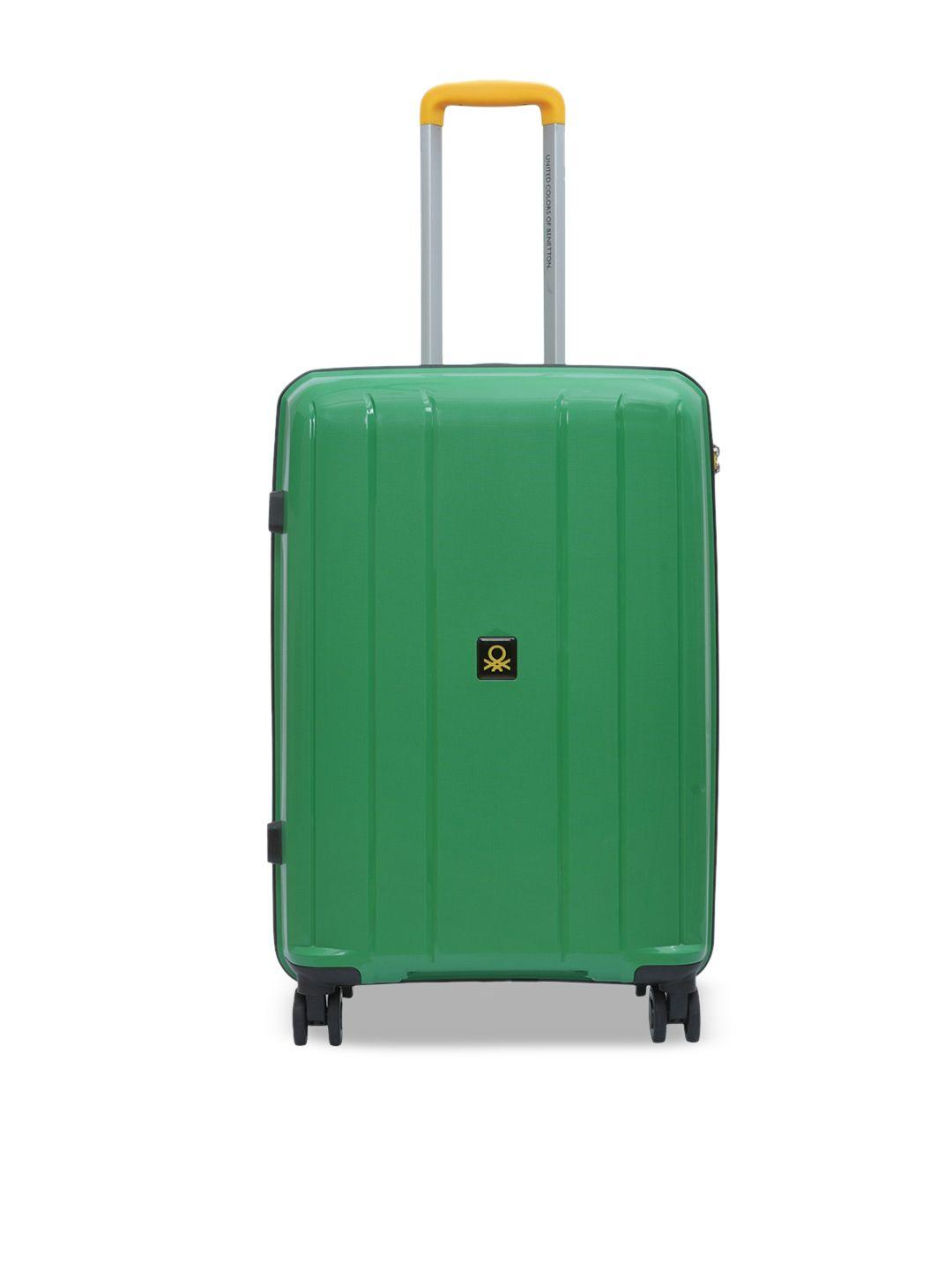 united colors of benetton wayfarer hard-sided medium trolley suitcase-43.5gm
