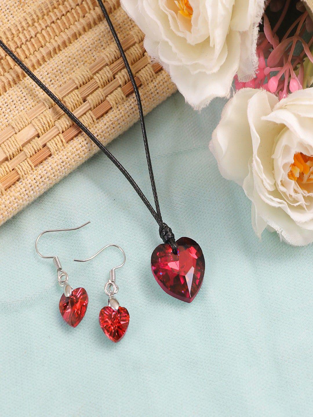 university trendz heart shaped pendant & earrings set