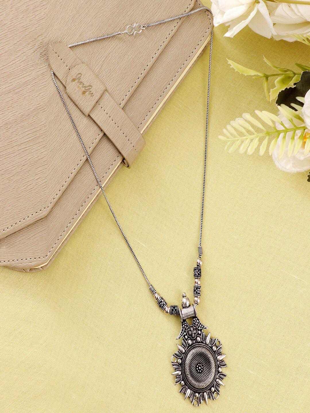 university trendz silver-toned silver-plated oxidised necklace