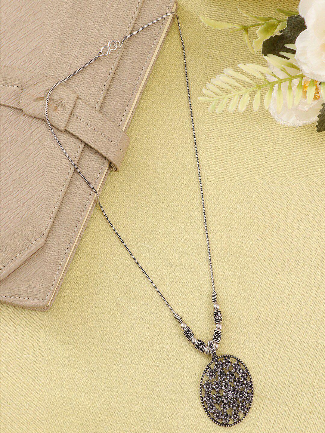 university trendz silver-toned silver-plated oxidised necklace