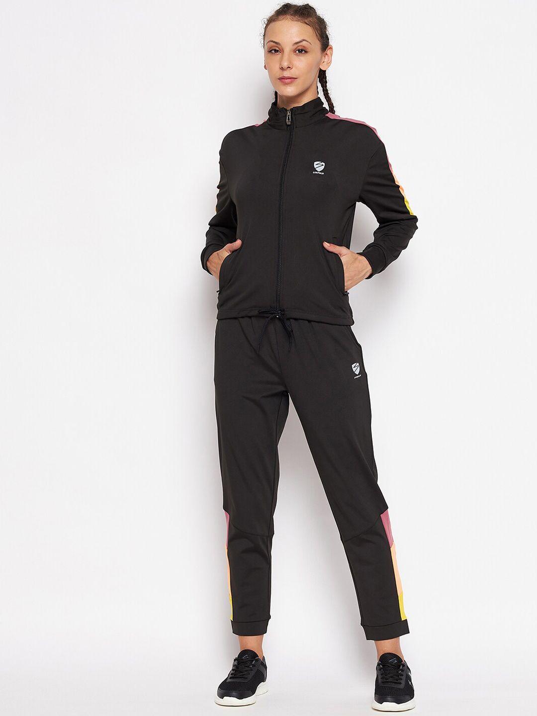 unpar women black solid tracksuits