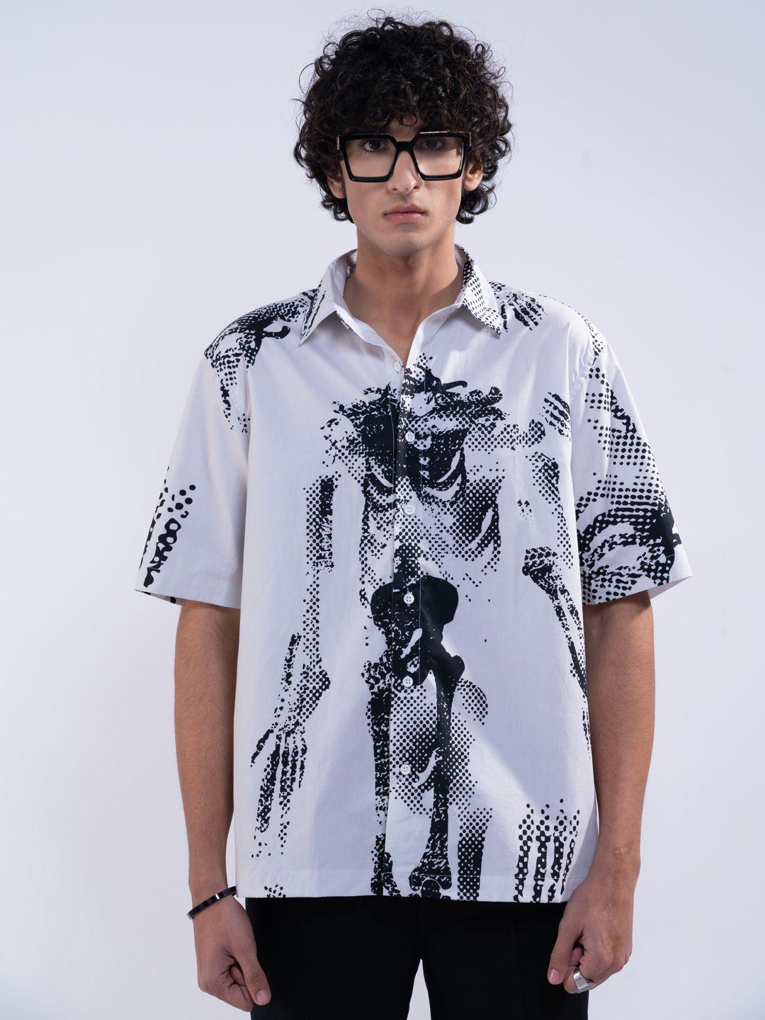 unrl men opaque abstract printed drop-shoulder sleeves pure cotton casual shirt