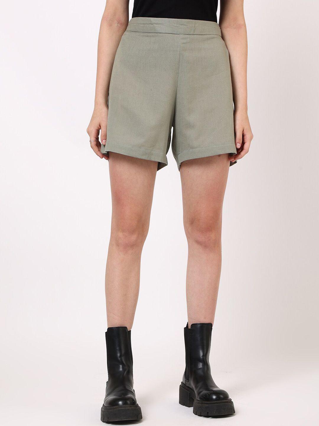 untung women cotton mid-rise slip-on shorts