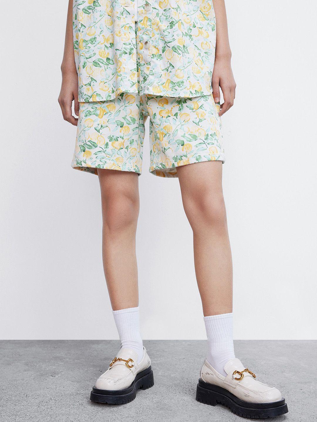 urban revivo women printed high-rise pleated denim shorts