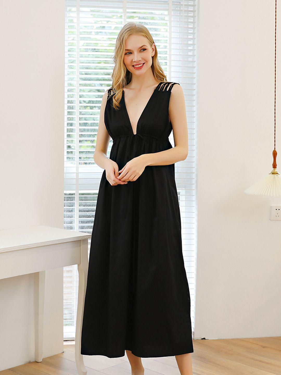 urbanic black solid plunge maxi nightdress