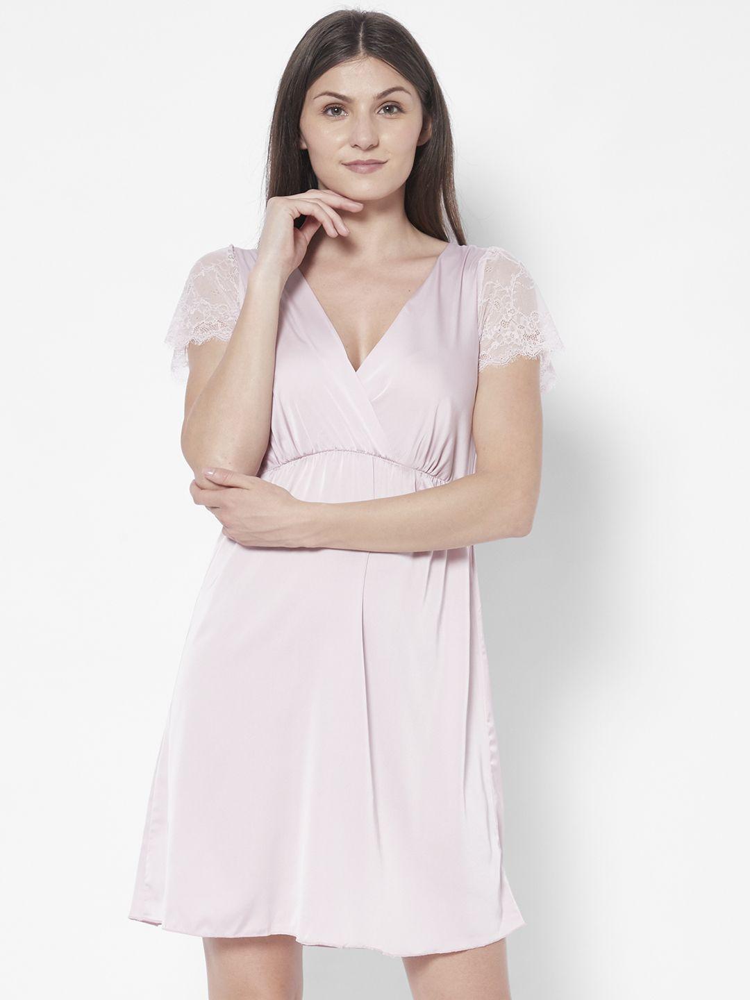 urbanic lavender solid cut-out detail nightdress