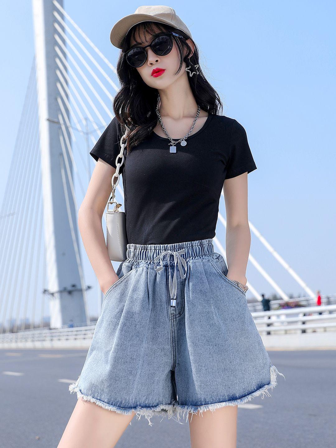 urbanic women blue raw hem wide leg denim shorts