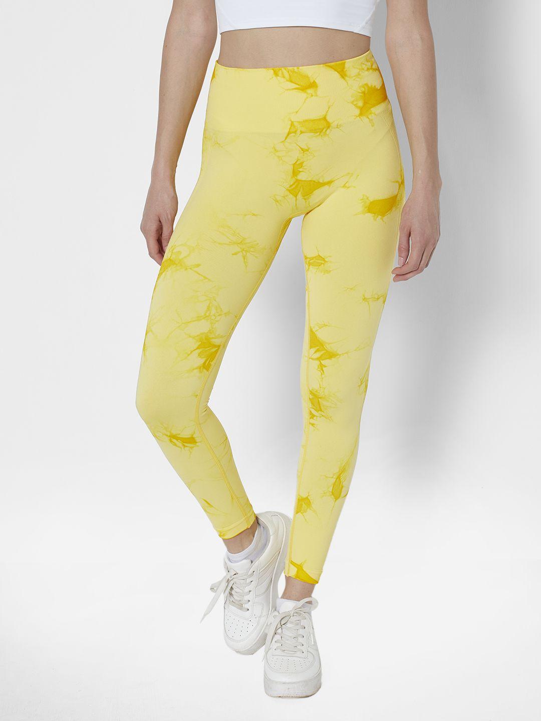 urbanic women yellow dyed gym tights