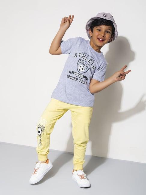 urbanmark-junior-grey-&-yellow-printed-t-shirt-with-trackpants