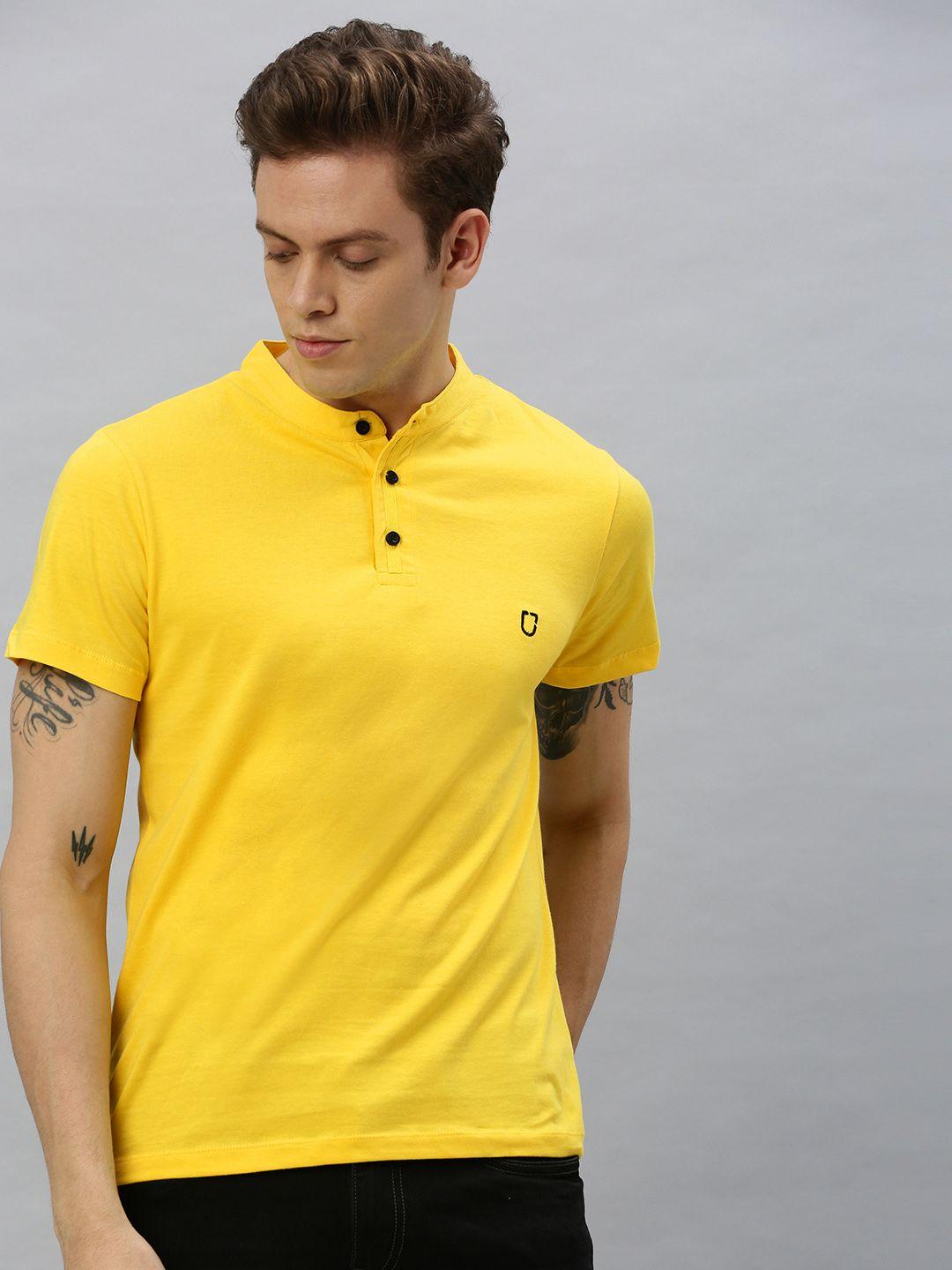 urbano fashion men yellow solid mandarin collar pure cotton t-shirt