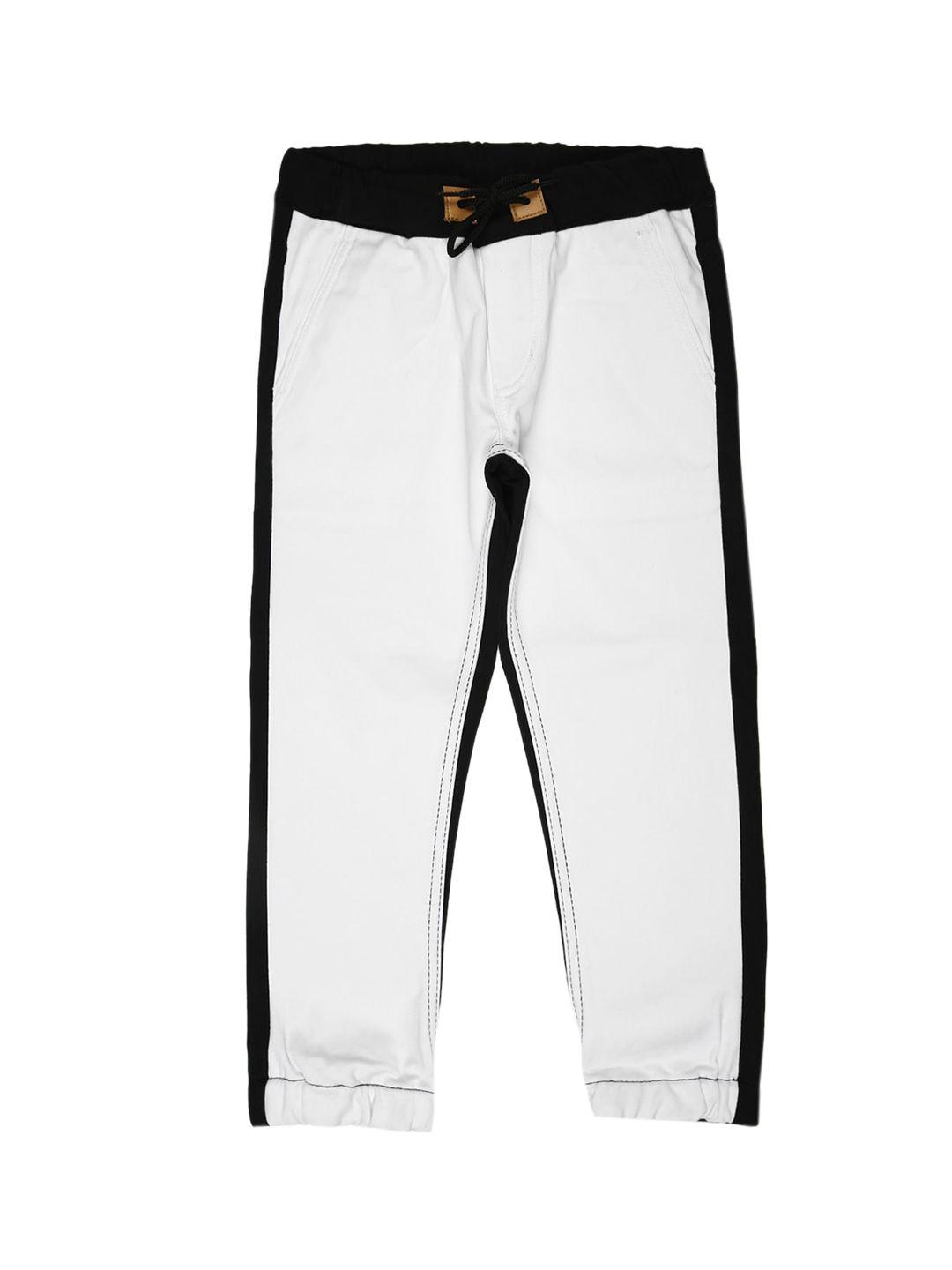 urbano juniors boys white slim fit stretchable joggers trousers