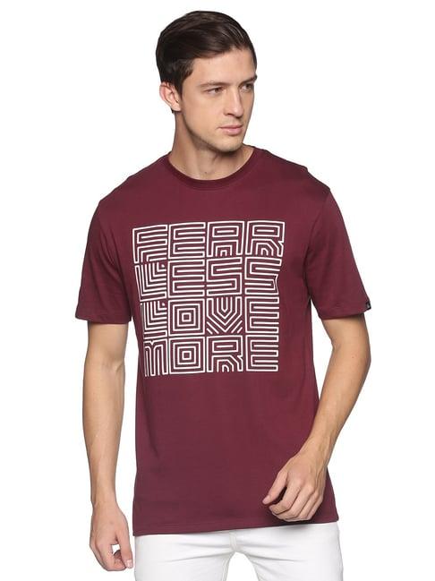 urgear maroon crew t-shirt