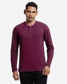 us87 super combed cotton rich solid full sleeve henley t-shirt