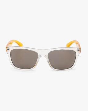 uv-protected wayfarer sunglasses