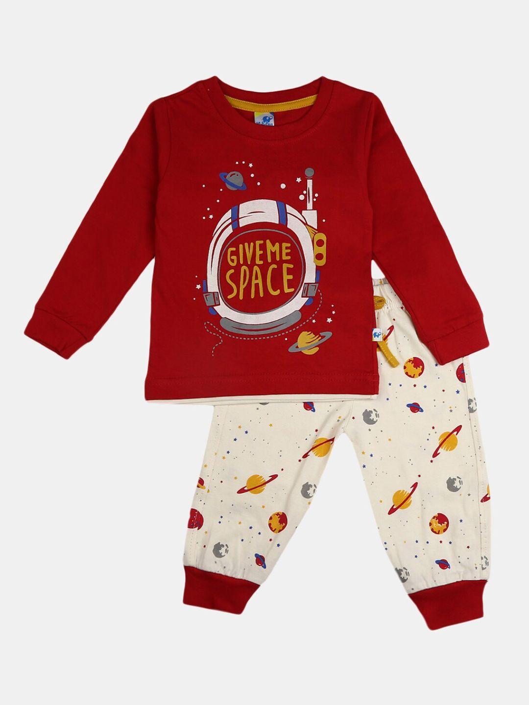 v-mart kids maroon & mustard printed t-shirt with trousers