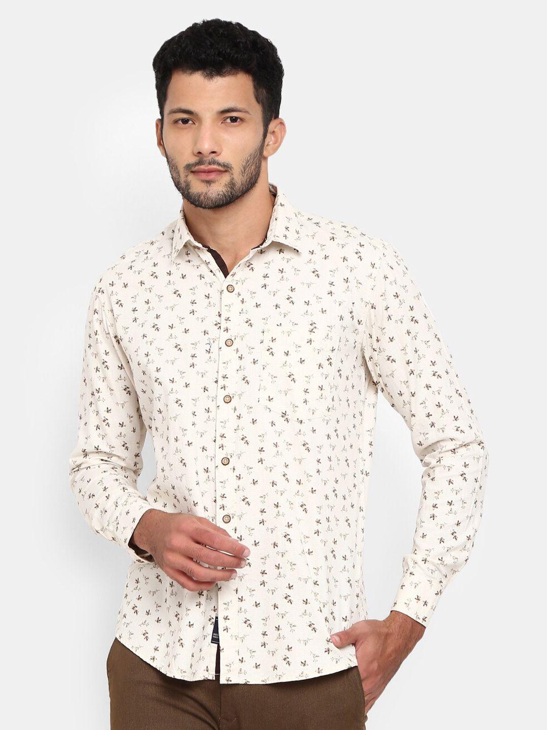 v-mart men off white printed spread collar casual shirt