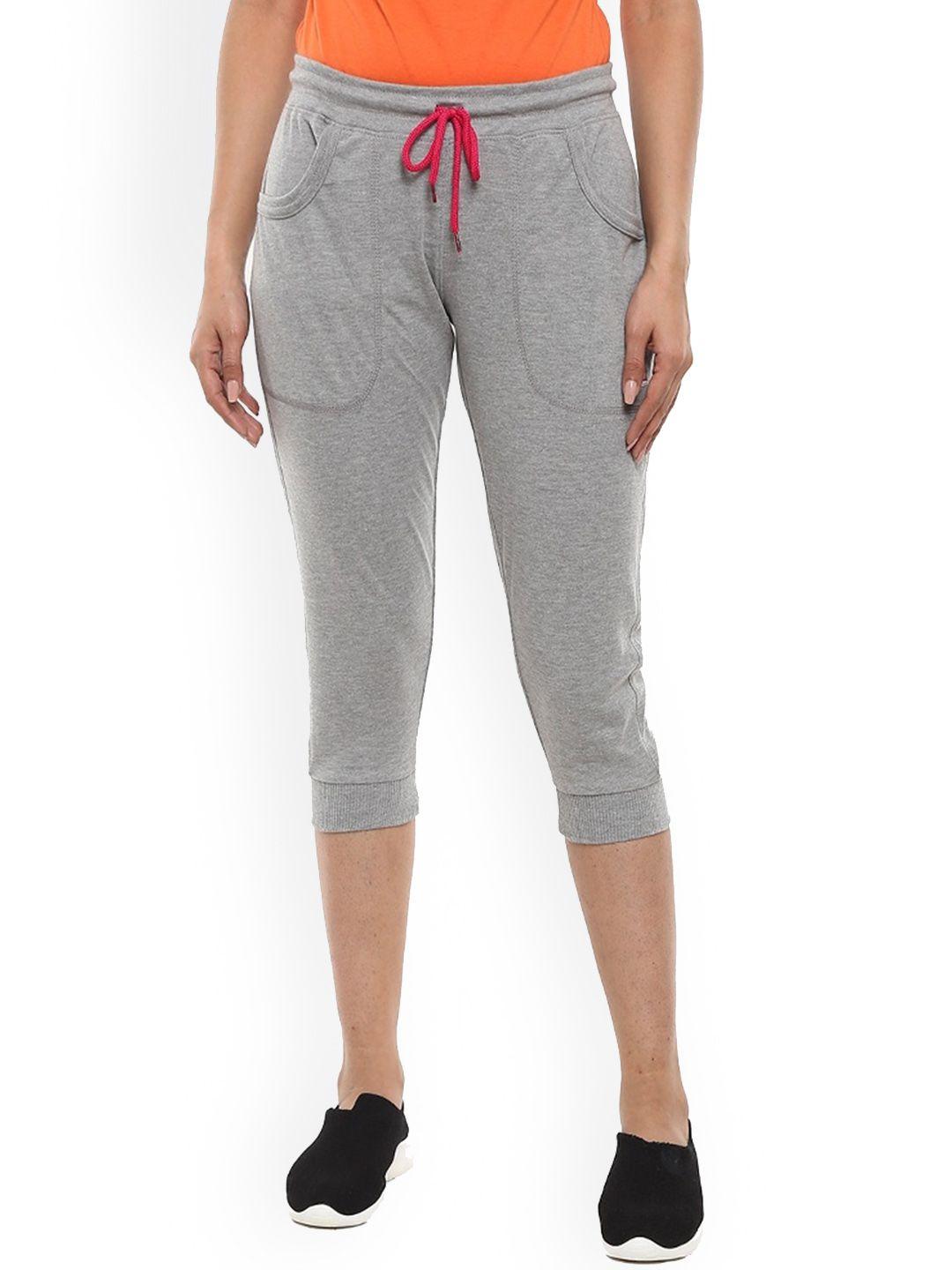 v-mart women mid rise cotton capris