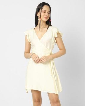 v-neck a-line dress with tie-up waist