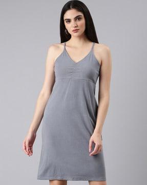 v-neck bodycon dress