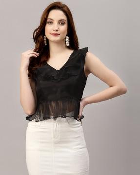 v-neck crop sleeveless top