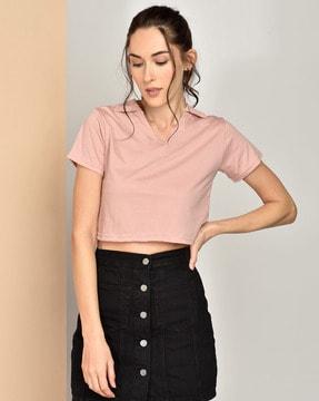 v-neck crop t-shirt