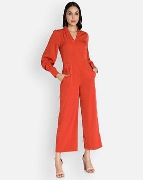 v-neck jumpsuit with insert pocket