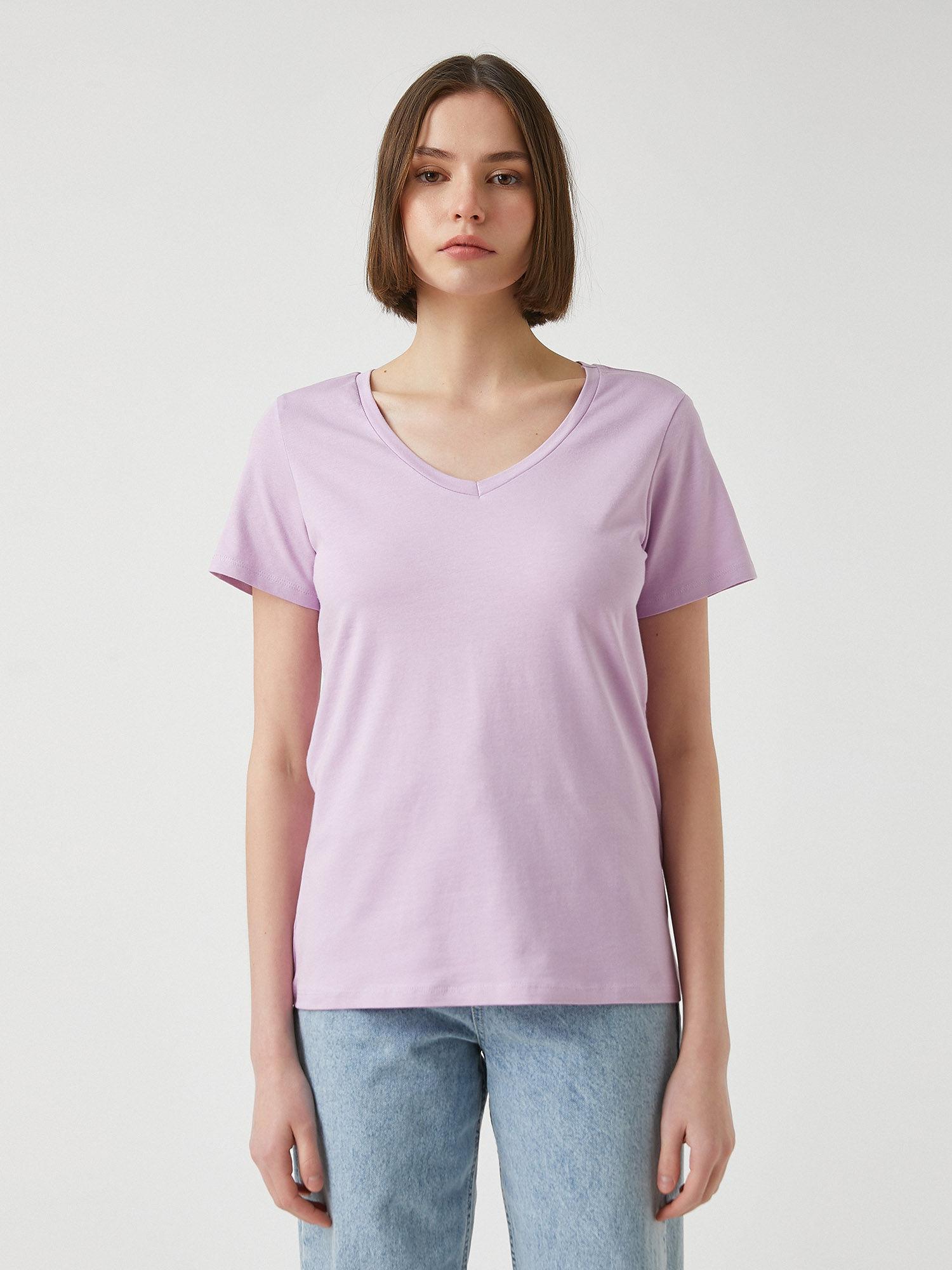 v-neck lilac t-shirt (l)