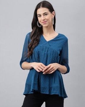 v-neck peplum top