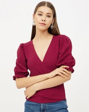 v-neck puff sleeves top