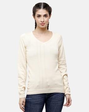 v-neck pullover with ribbed hems