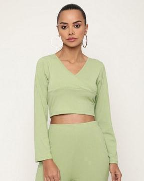 v-neck ribbed crop top