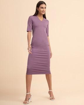 v-neck sheath dress