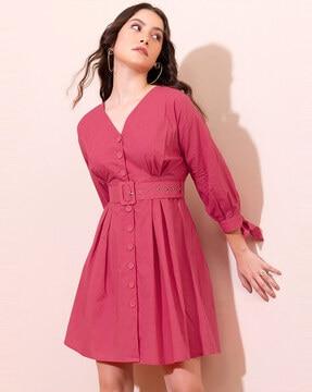 v-neck shift dress with buckle belt