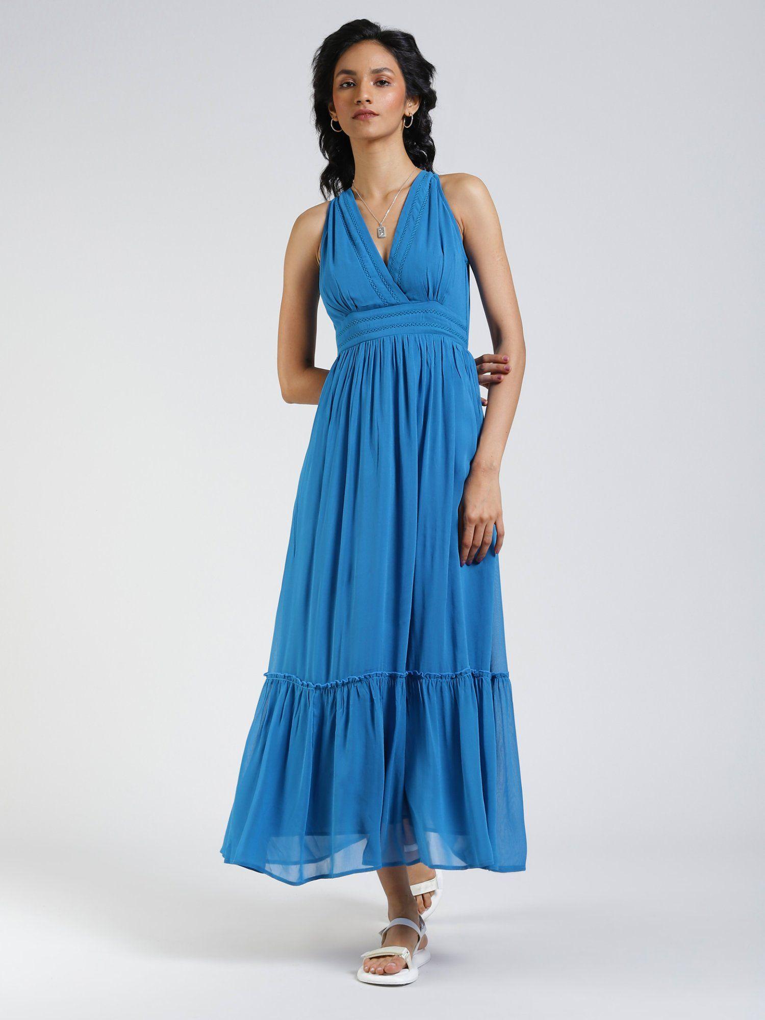 v-neck sleeveless long dress