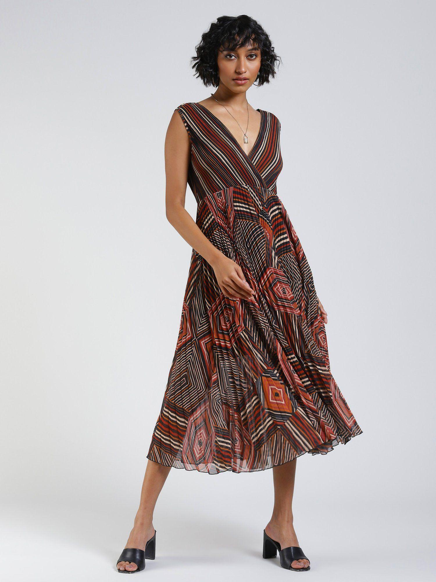 v-neck sleeveless printed long dress