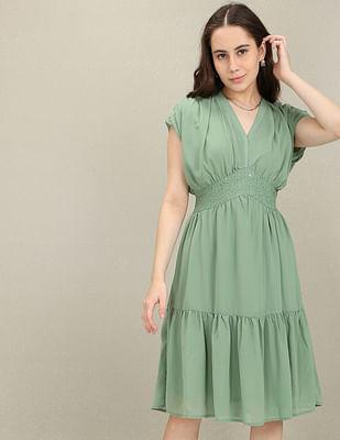 v-neck sleeveless solid empire waist dress