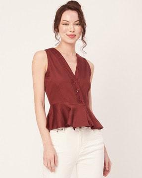 v-neck sleeveless top