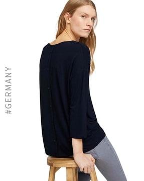 v-neck sweatshirt with ribbed hems