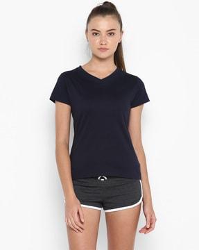 v-neck t-shirt with short sleeves