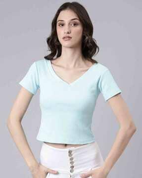 v-neck t-shirt with short sleeves