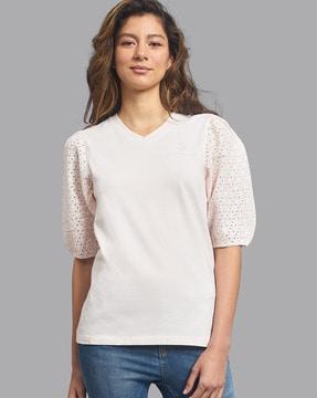 v-neck t-shirt