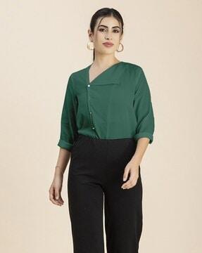 v-neck top with cuffed sleeves