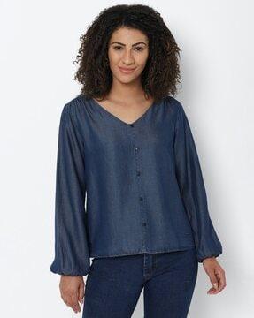 v-neck top with peasant sleeves