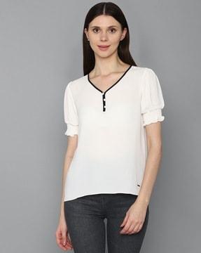 v-neck top with puff sleeves