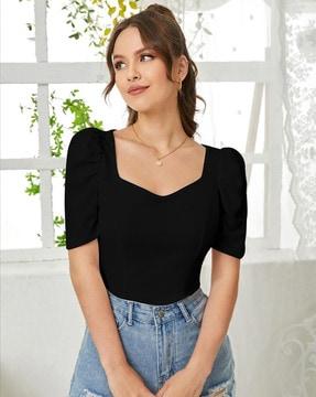 v-neck top with puffed sleeves