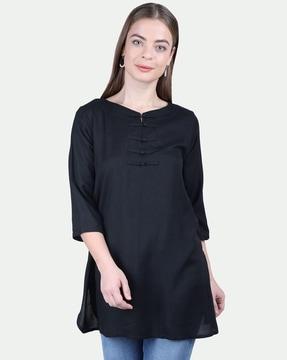 v-neck tunic with button-placket